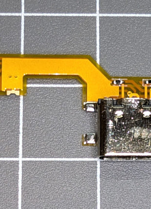 Sony PS Vita Slim: USB-C Mod
